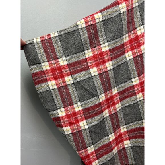 Kori America Poncho Womens Medium Gray Red Plaid Fringe Pullover Wool Blend Wrap - Picture 4 of 8
